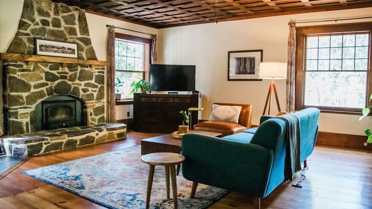 Photo of Livingroom in Sugar Pine