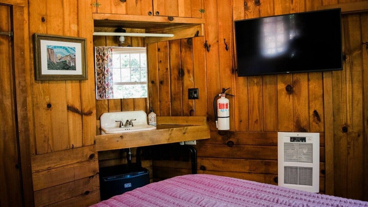 Photo of Bedroom in Sugar Pine