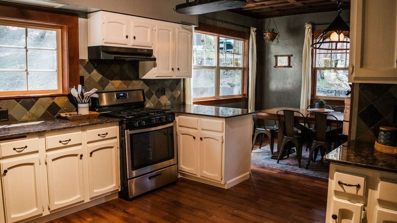 Photo of Kitchen in Sugar Pine
