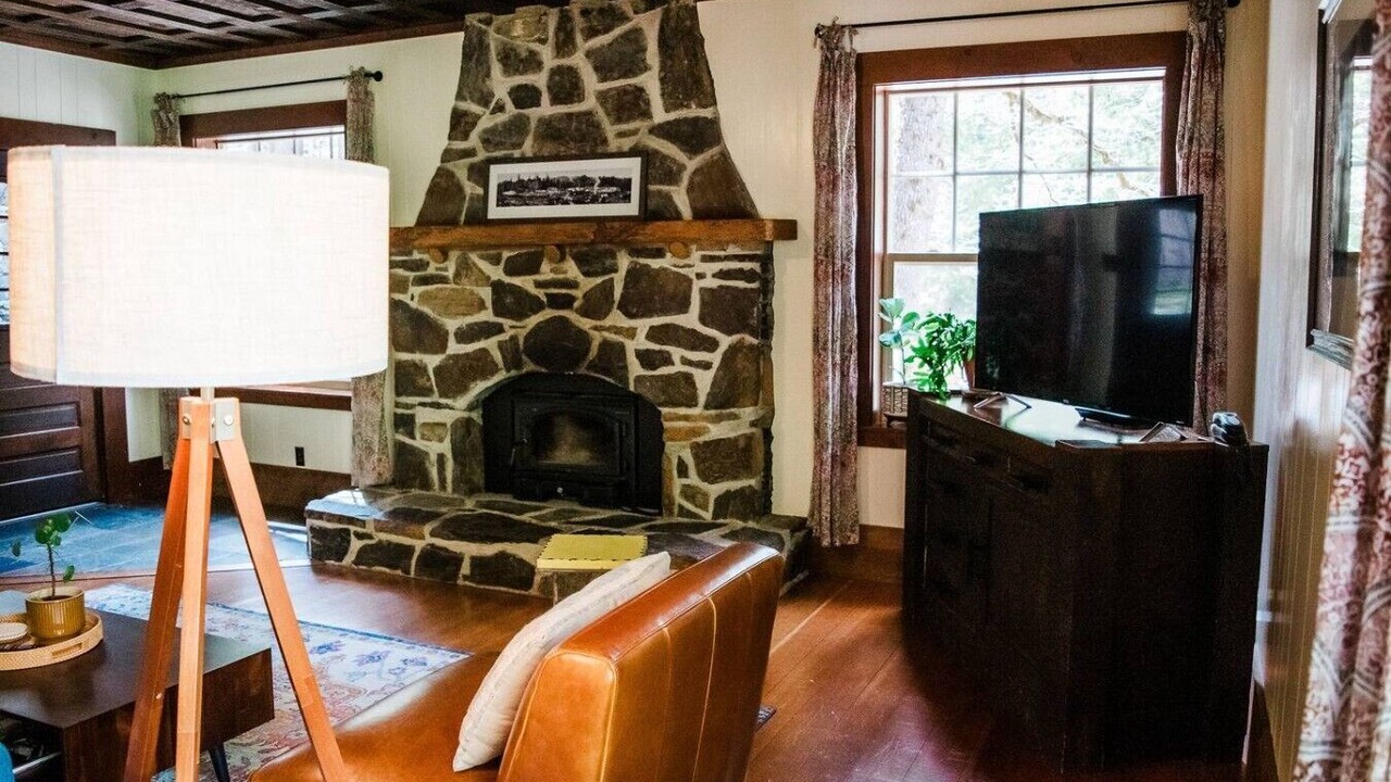 Photo of Livingroom in Sugar Pine