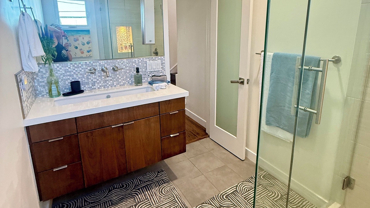 Photo of Bathroom in Naples