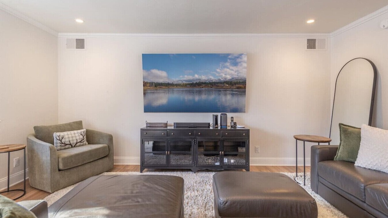 Photo of Bedroom in Dollar Point
