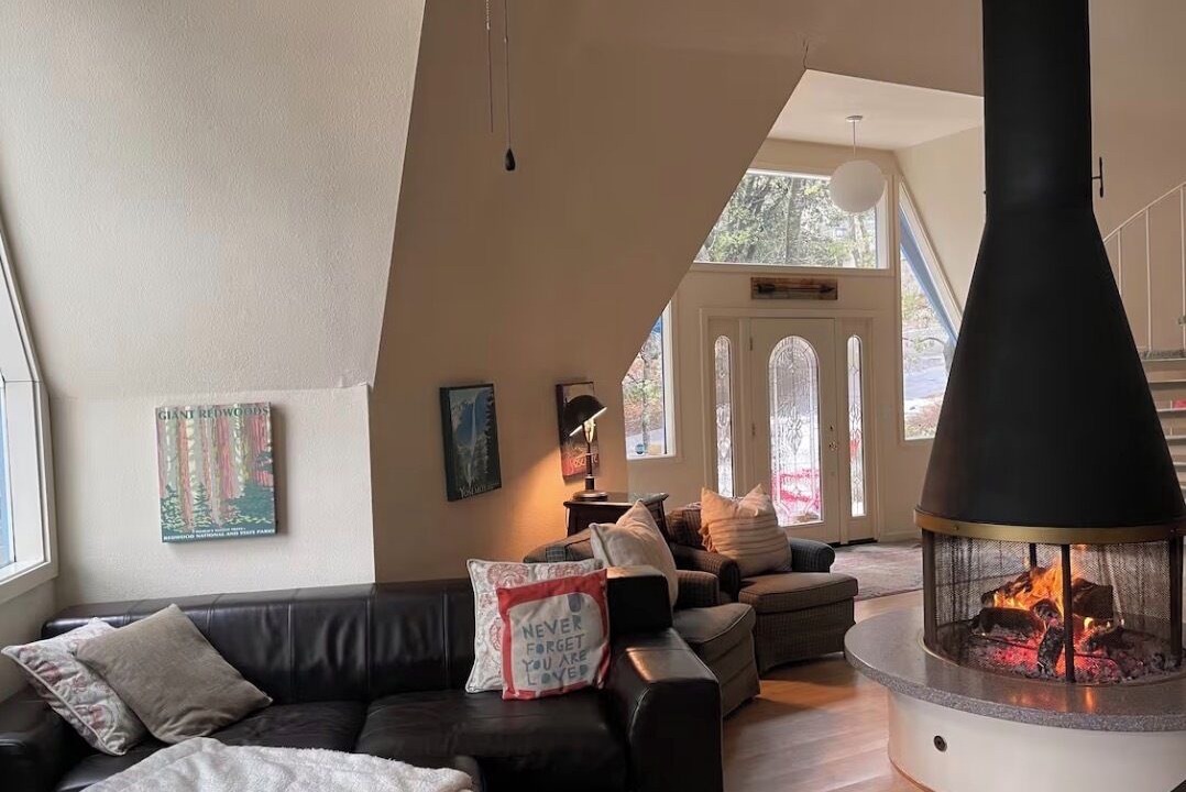 Photo of Livingroom in Twain Harte