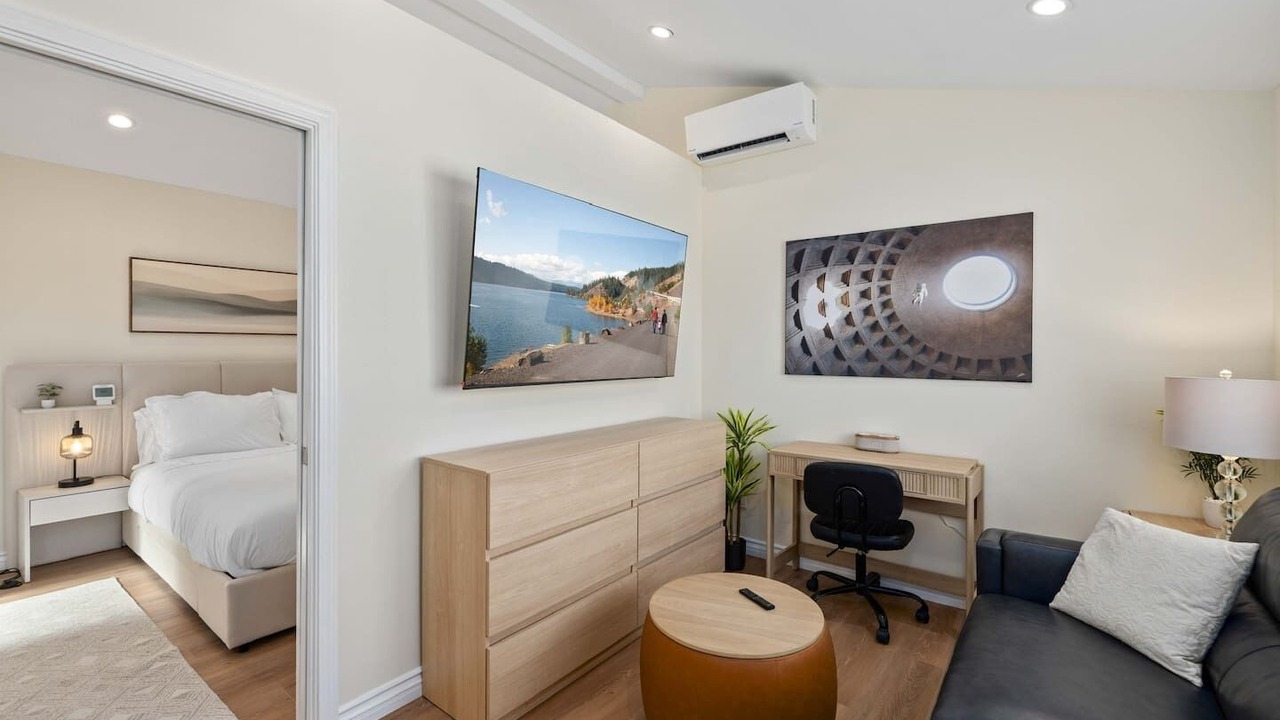 Photo of Livingroom in Simi Valley