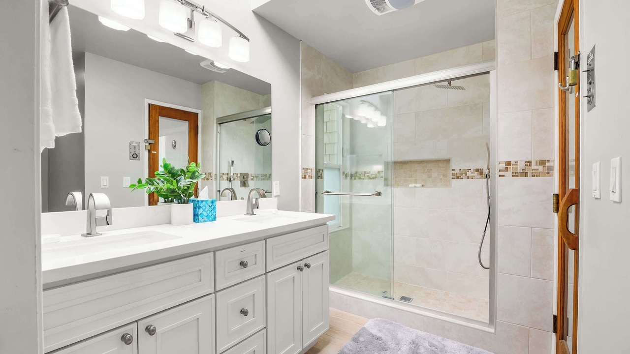 Photo of Bathroom in La Selva Beach