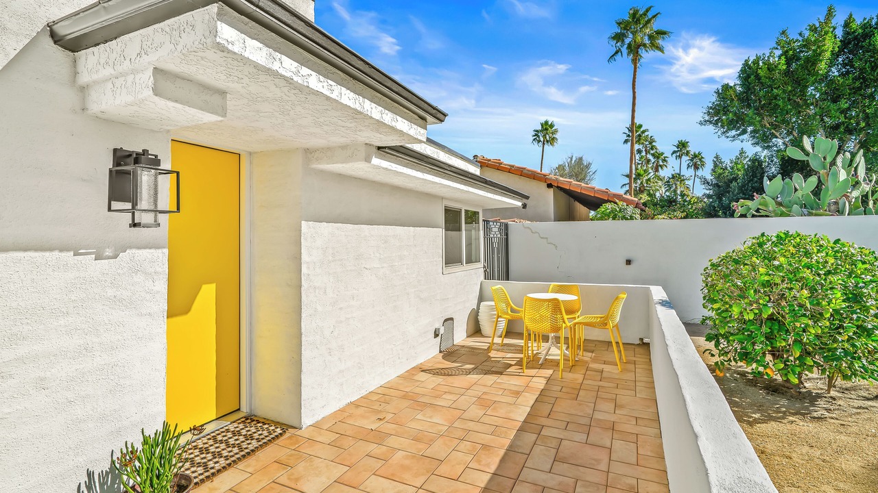 Photo of Outdoor in Tahquitz River Estates