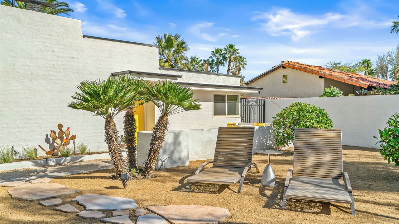 Photo of Outdoor in Tahquitz River Estates