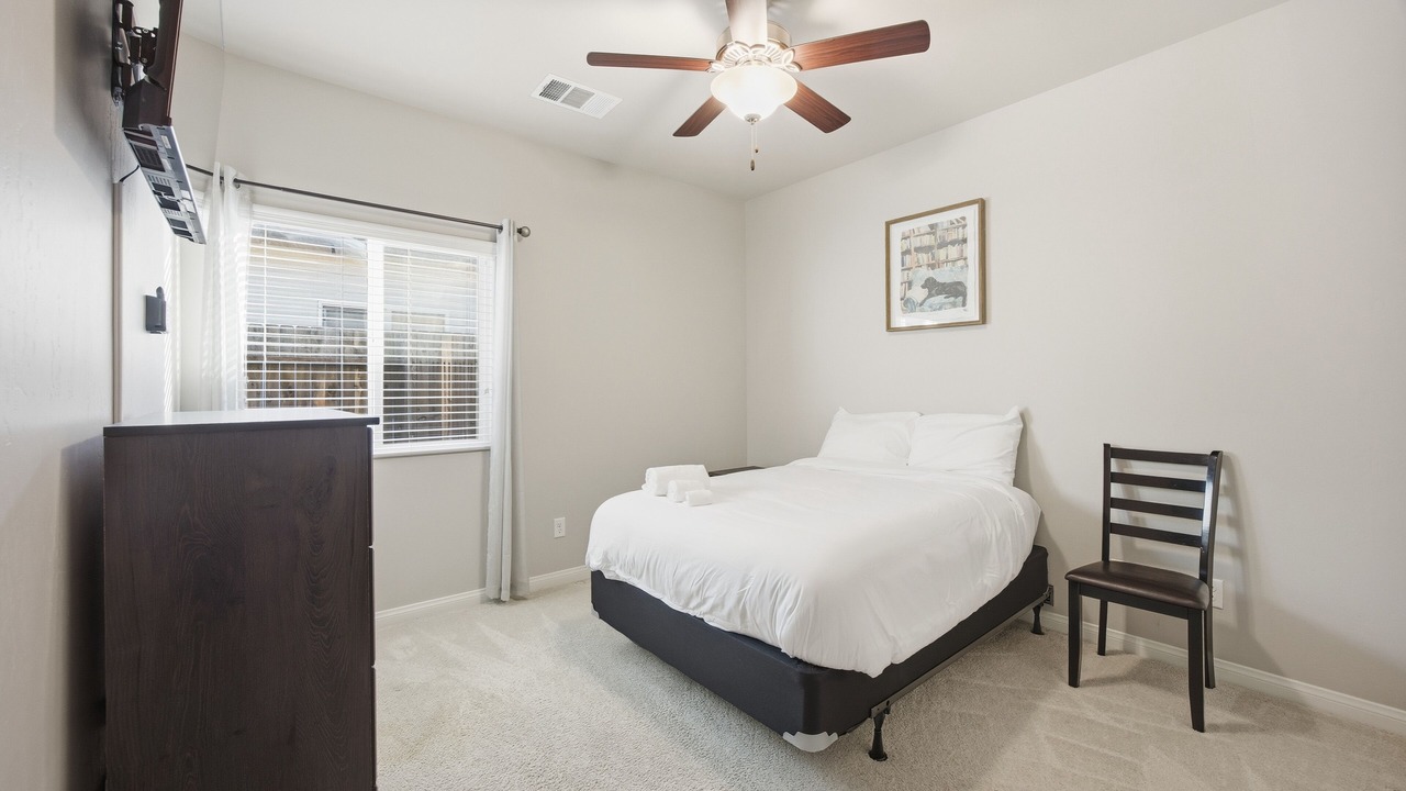 Photo of Bedroom in Greenacres