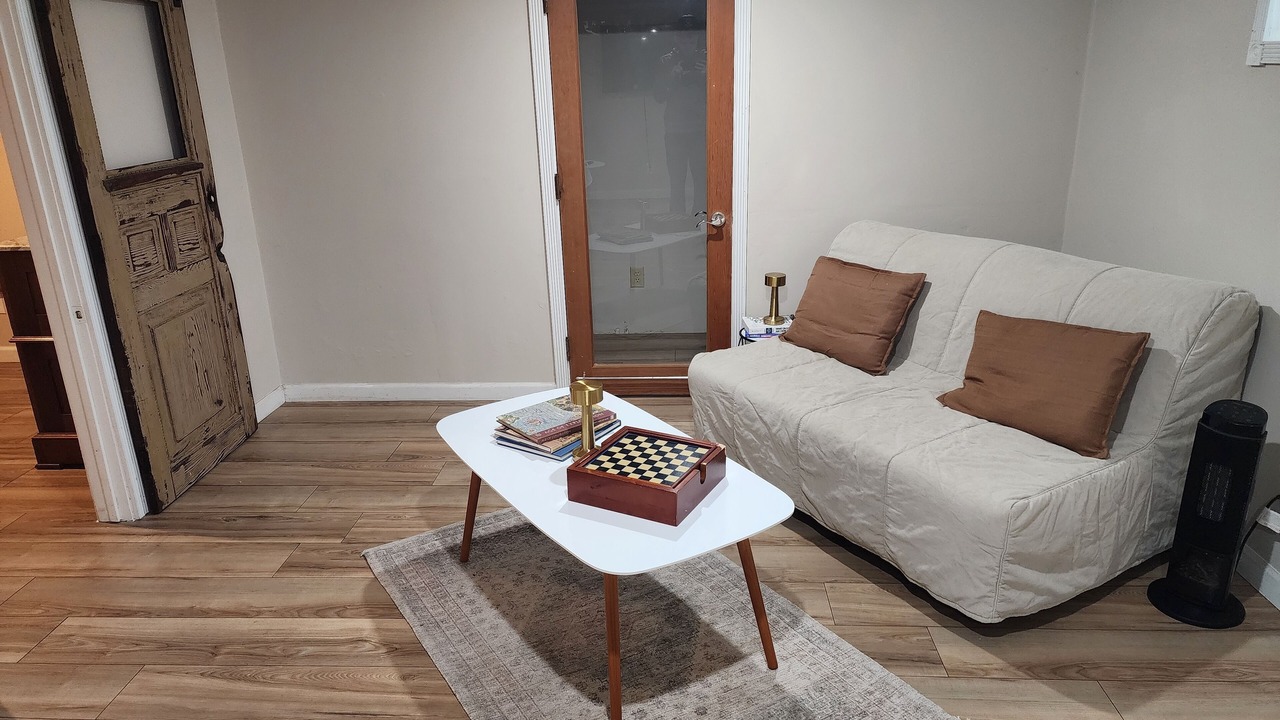 Photo of Livingroom in Tulare