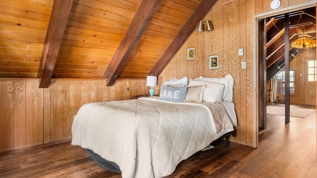 Photo of Bedroom in Bear Valley