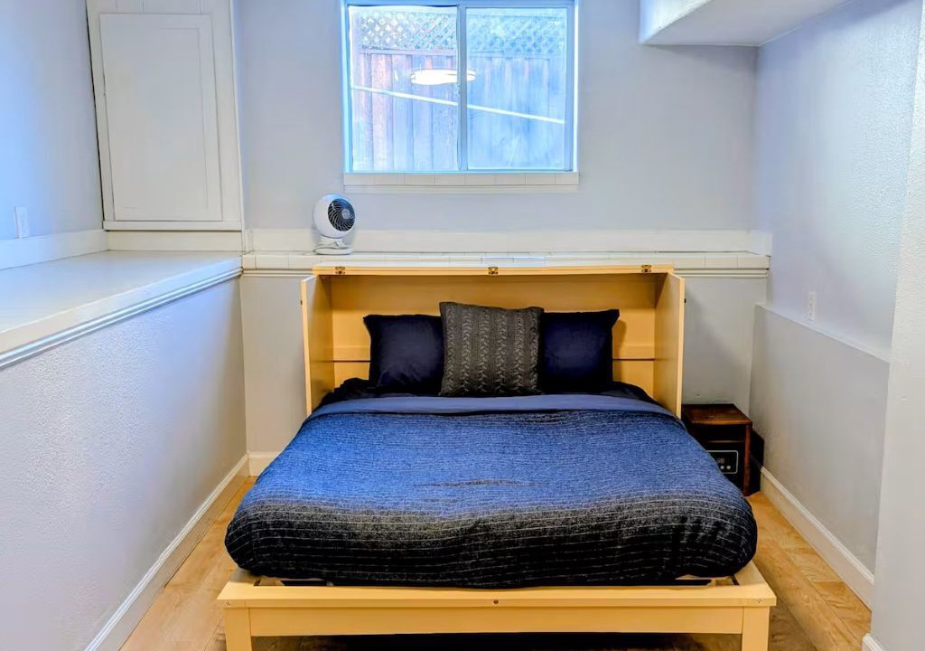 Photo of Bedroom in Pleasant Grove