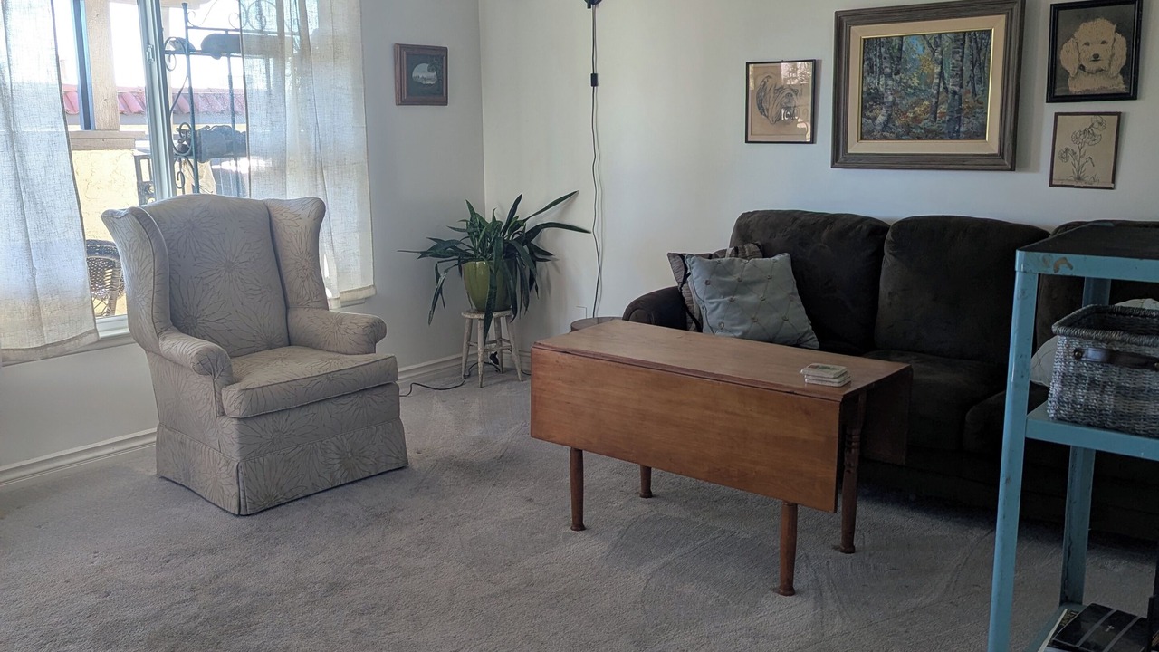 Photo of Livingroom in Duarte