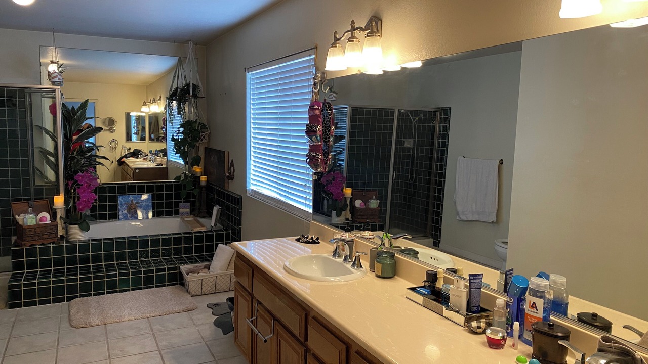 Photo of Bathroom in Agoura Hills