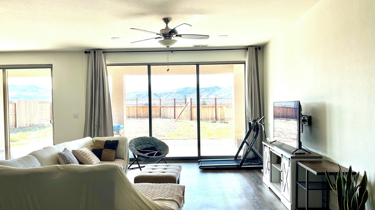 Photo of Livingroom in Spanish Springs