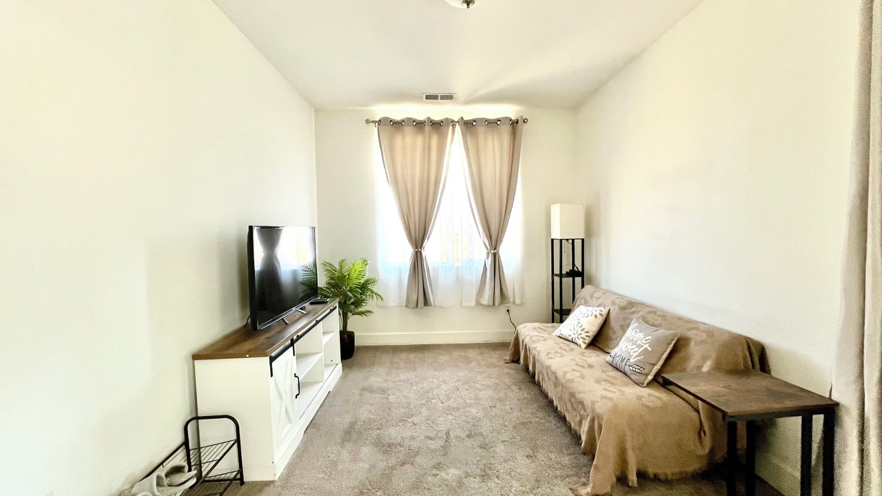 Photo of Livingroom in Spanish Springs