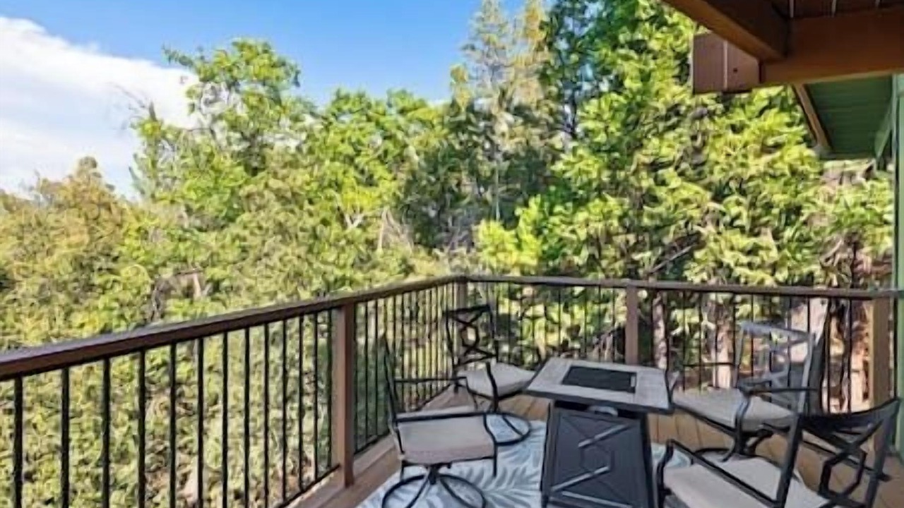Photo of Outdoor in Mono Vista
