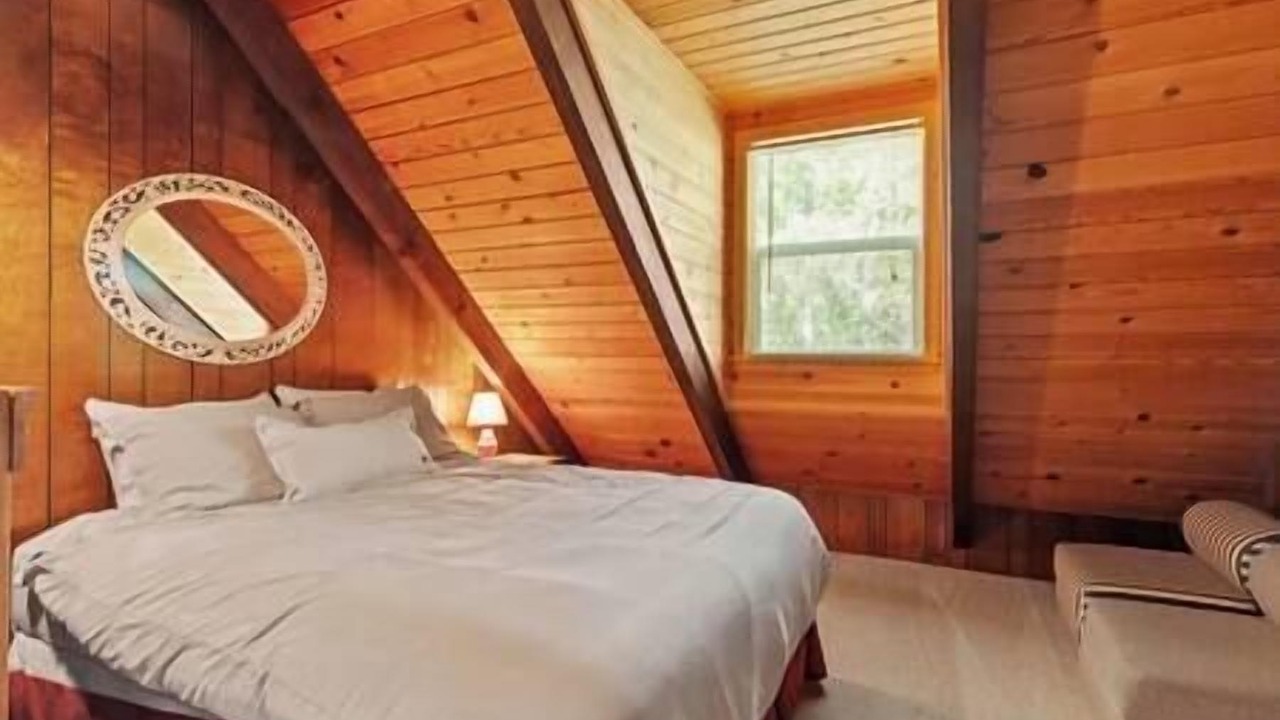 Photo of Bedroom in Mono Vista