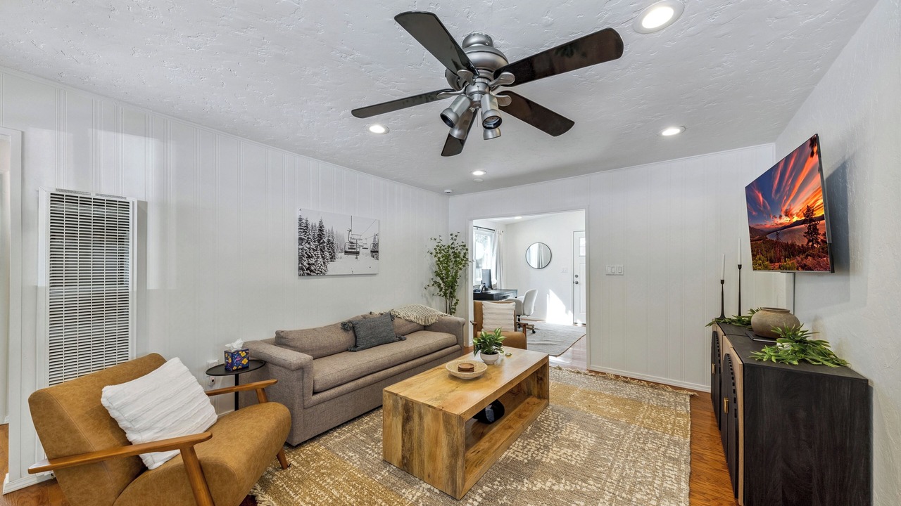 Photo of Livingroom in South Lake Tahoe