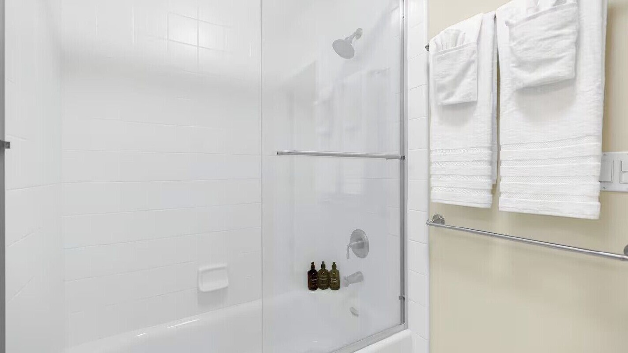 Photo of Bathroom in The Villas