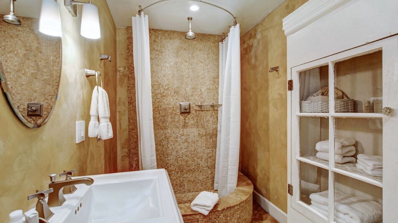 Photo of Bathroom in Sonoma