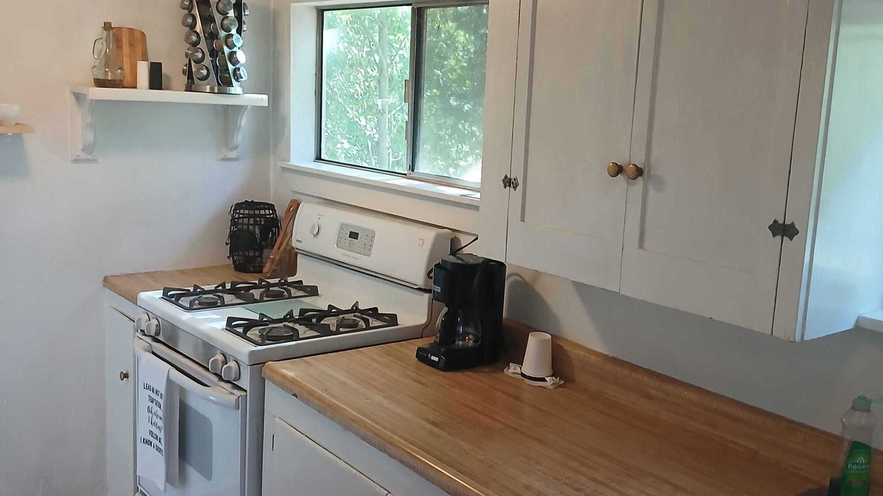 Photo of Kitchen in Holy City
