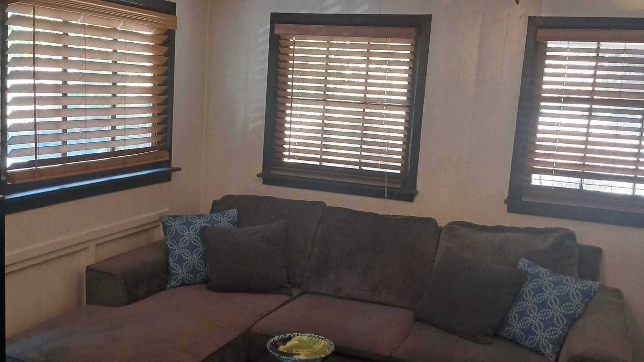 Photo of Livingroom in Holy City