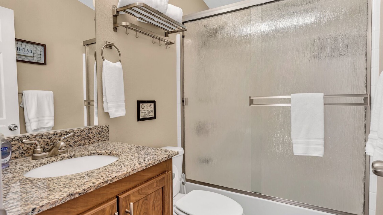Photo of Bathroom in Mariposa