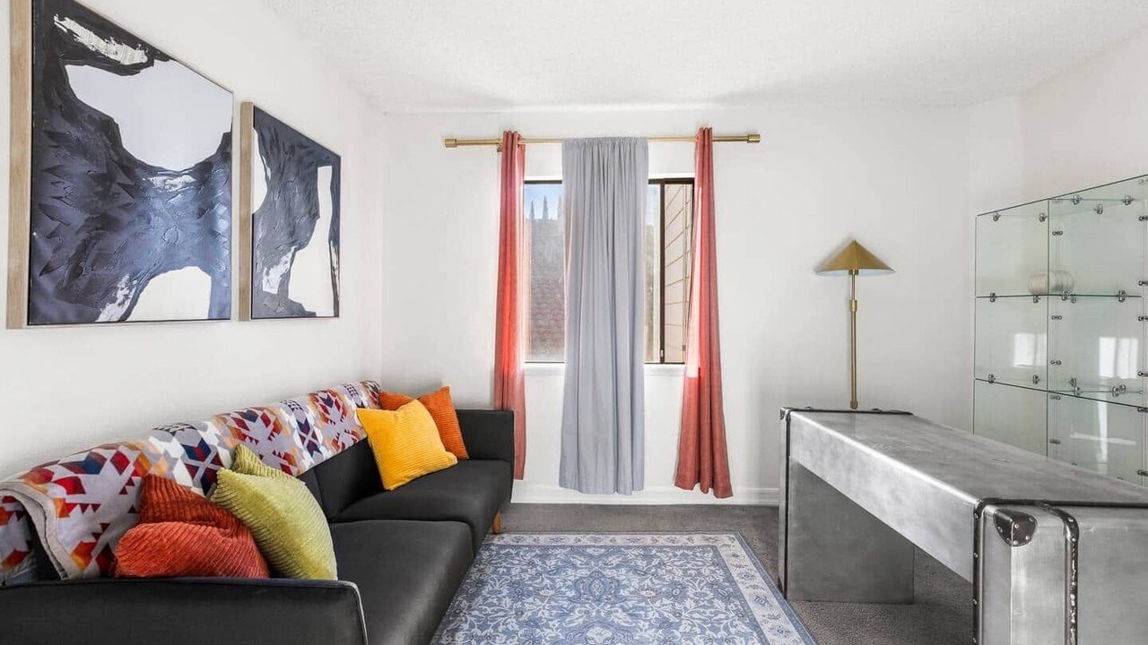 Photo of Bedroom in Granada Hills North
