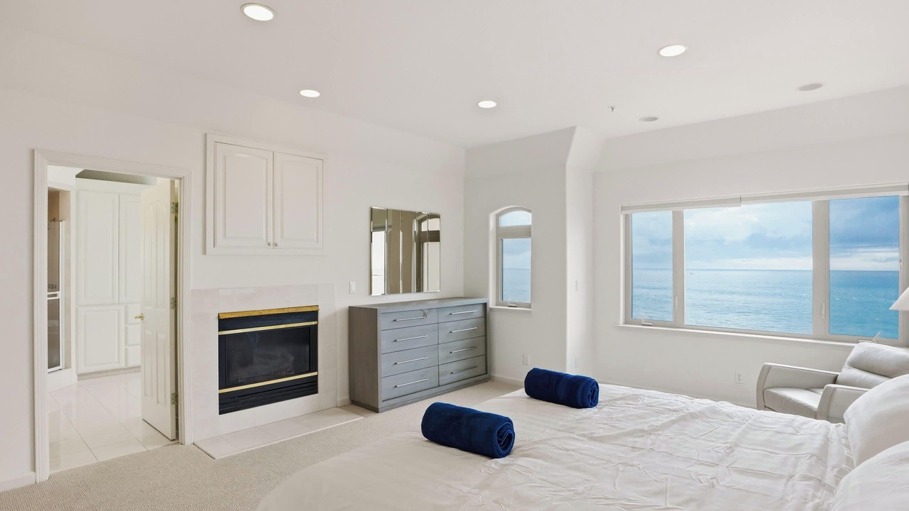 Photo of Bedroom in Westside Santa Cruz