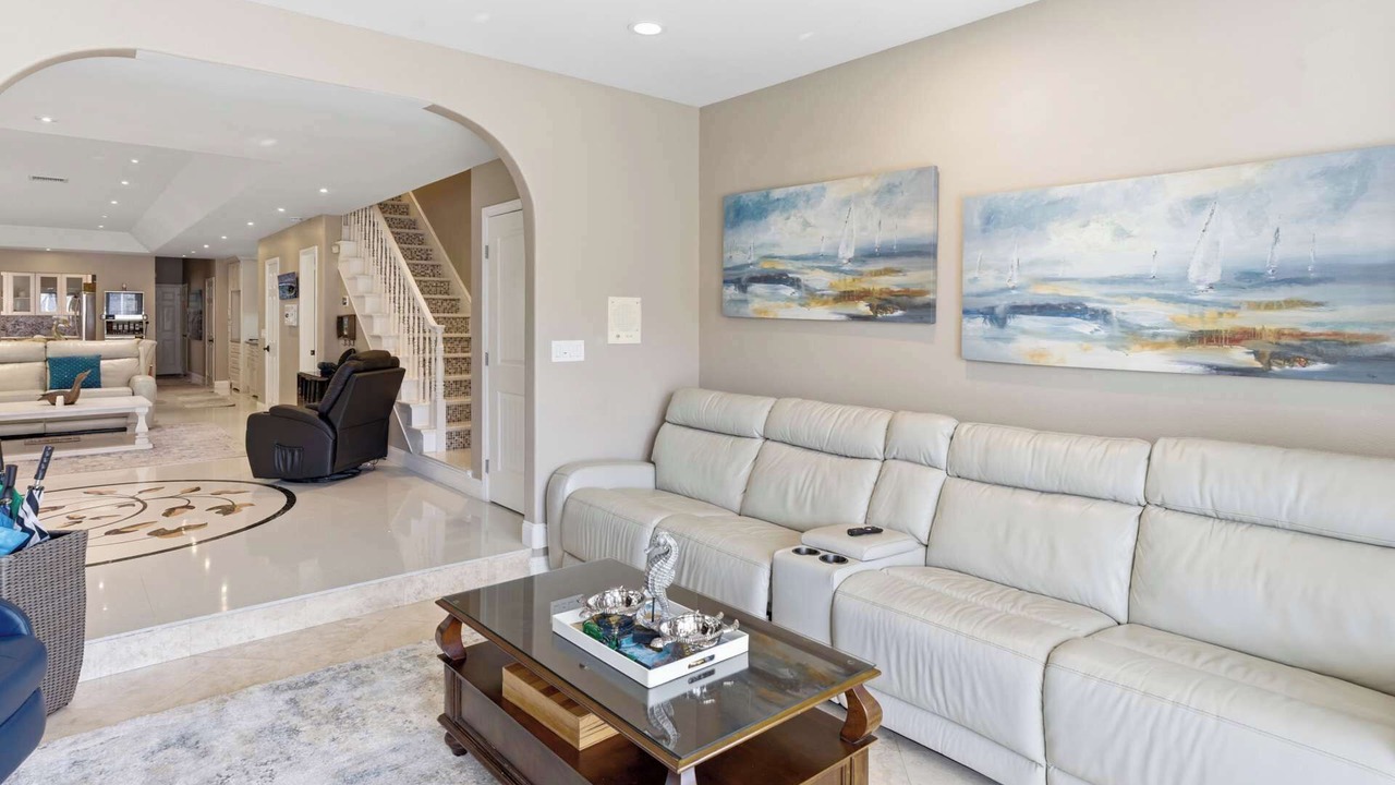 Photo of Livingroom in Huntington Beach
