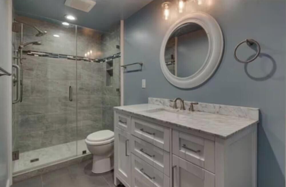 Photo of Bathroom in Lake Forest
