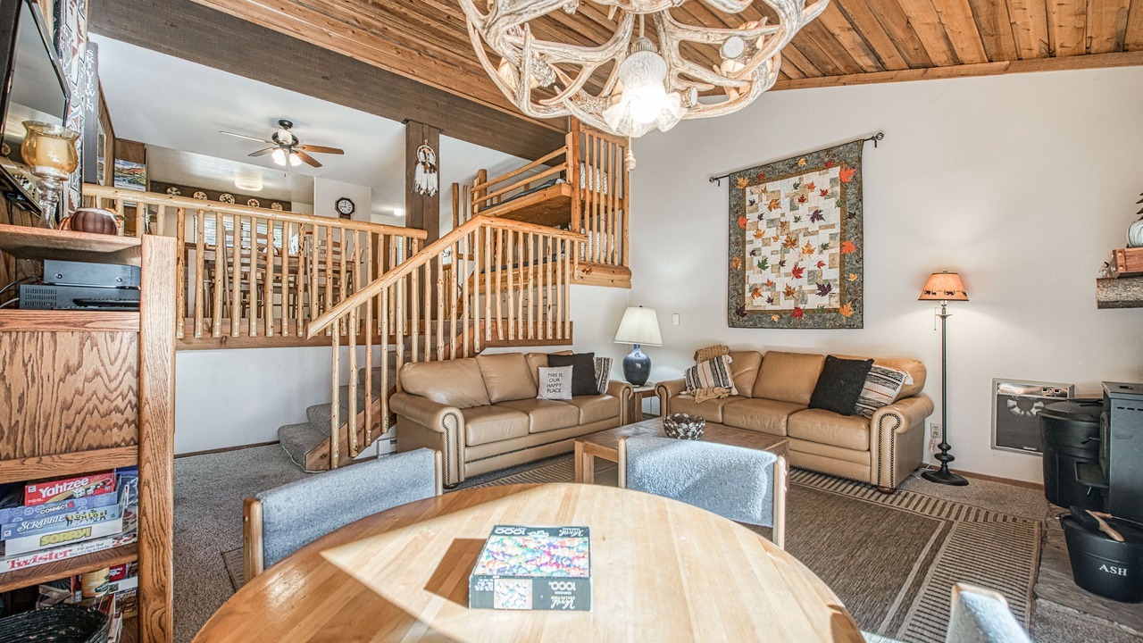 Photo of Livingroom in Lakeshore