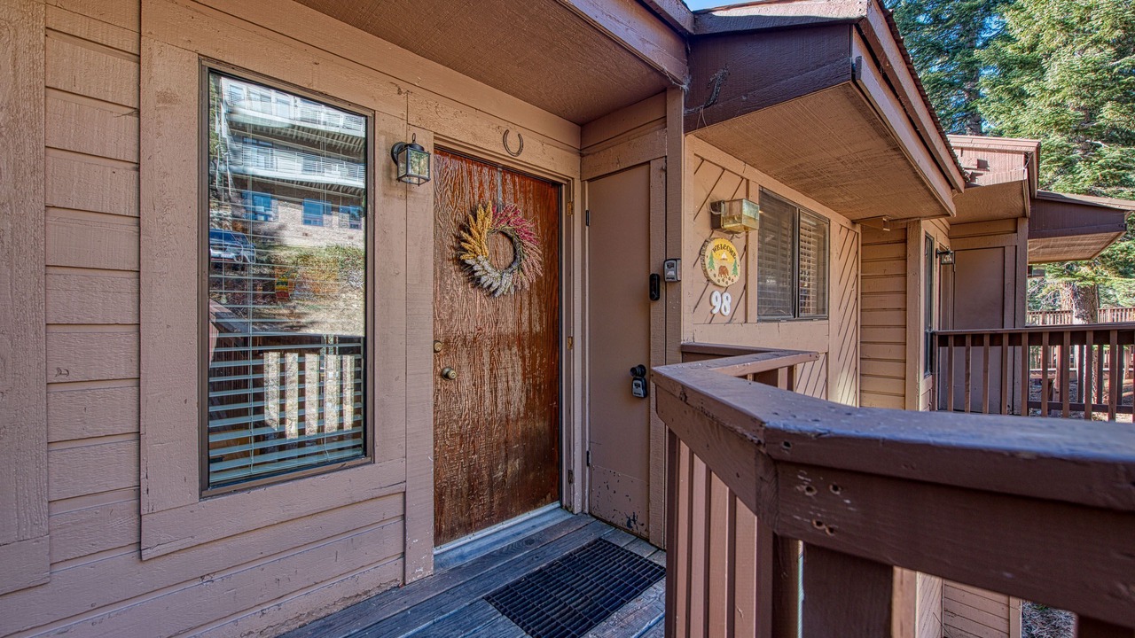 Photo of Outdoor in Lakeshore