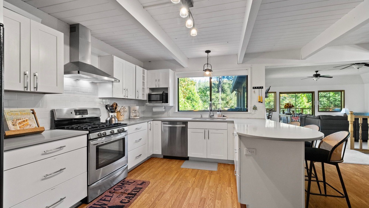 Photo of Kitchen in Twain Harte