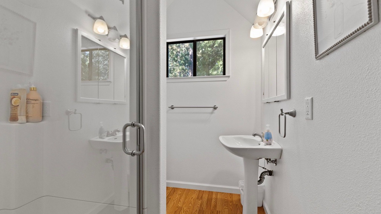 Photo of Bathroom in Twain Harte