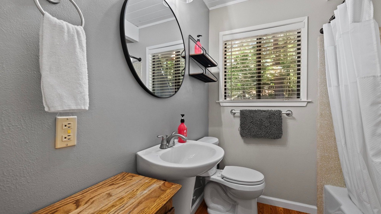 Photo of Bathroom in Twain Harte