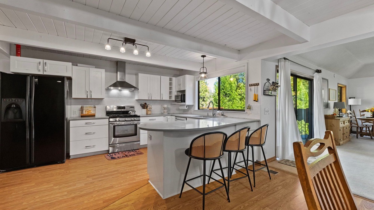 Photo of Kitchen in Twain Harte
