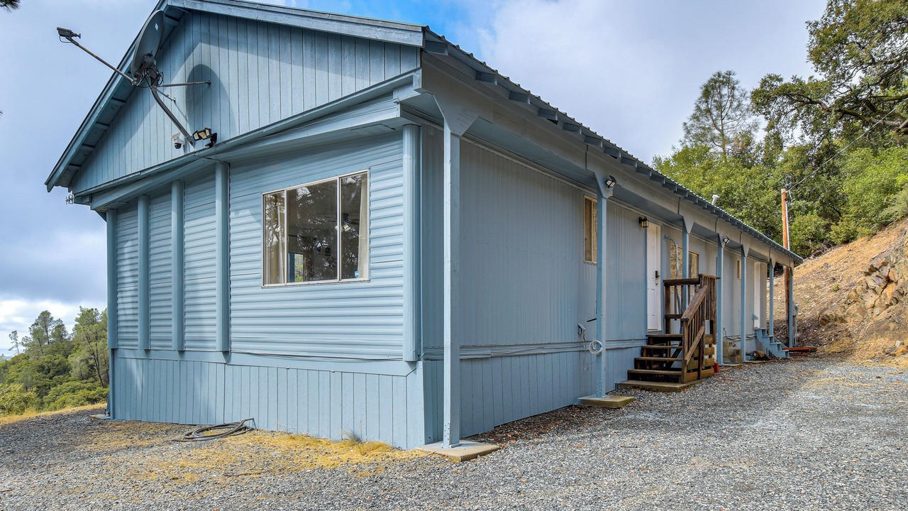Photo of Outdoor in Coulterville