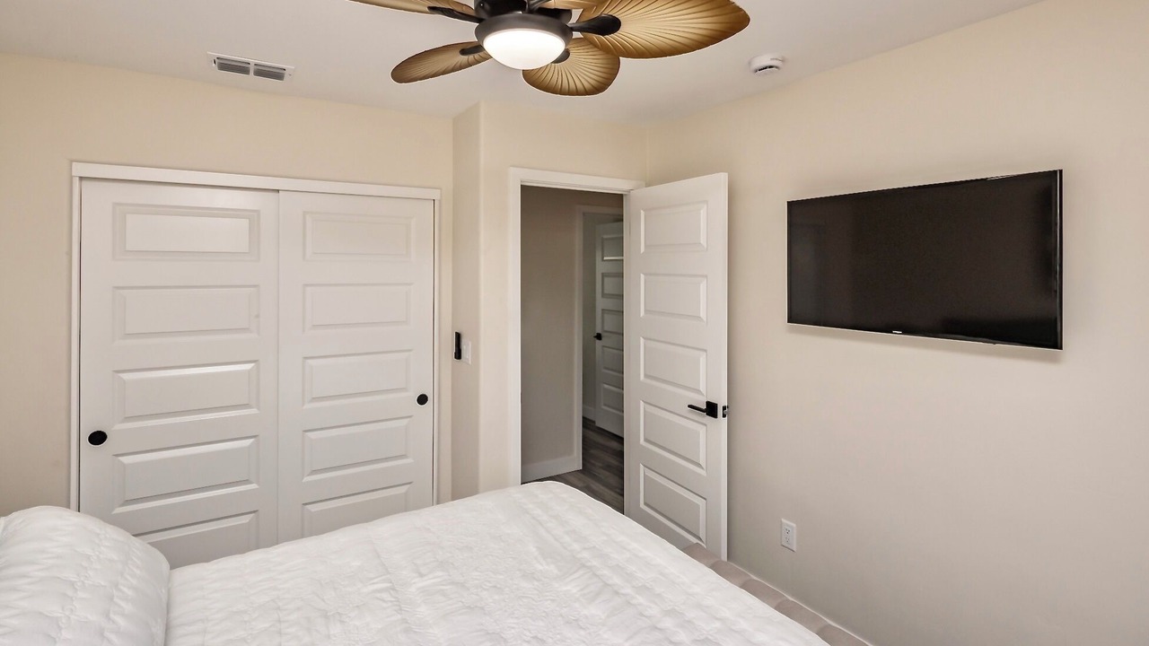 Photo of Bedroom in Lake Havasu City