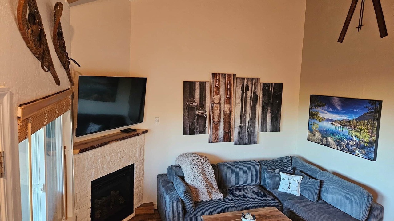 Photo of Livingroom in Tahoe Village