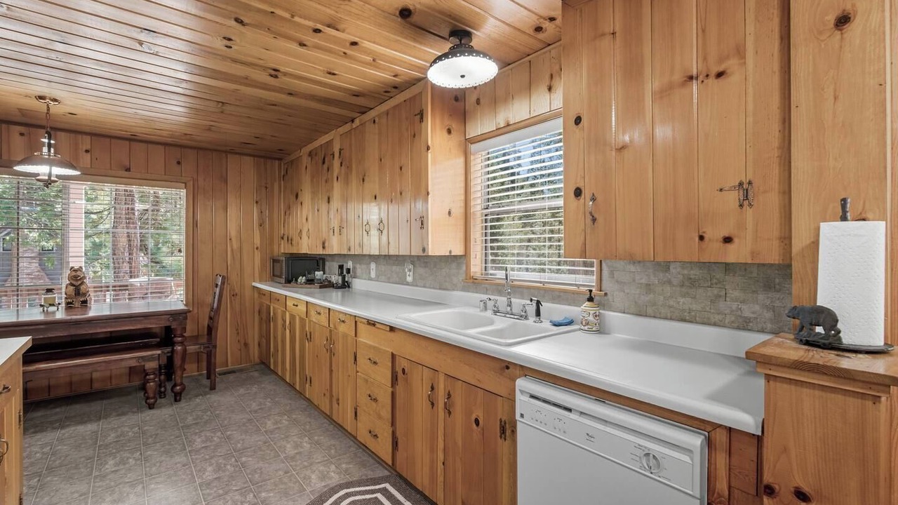 Photo of Kitchen in Shaver Lake