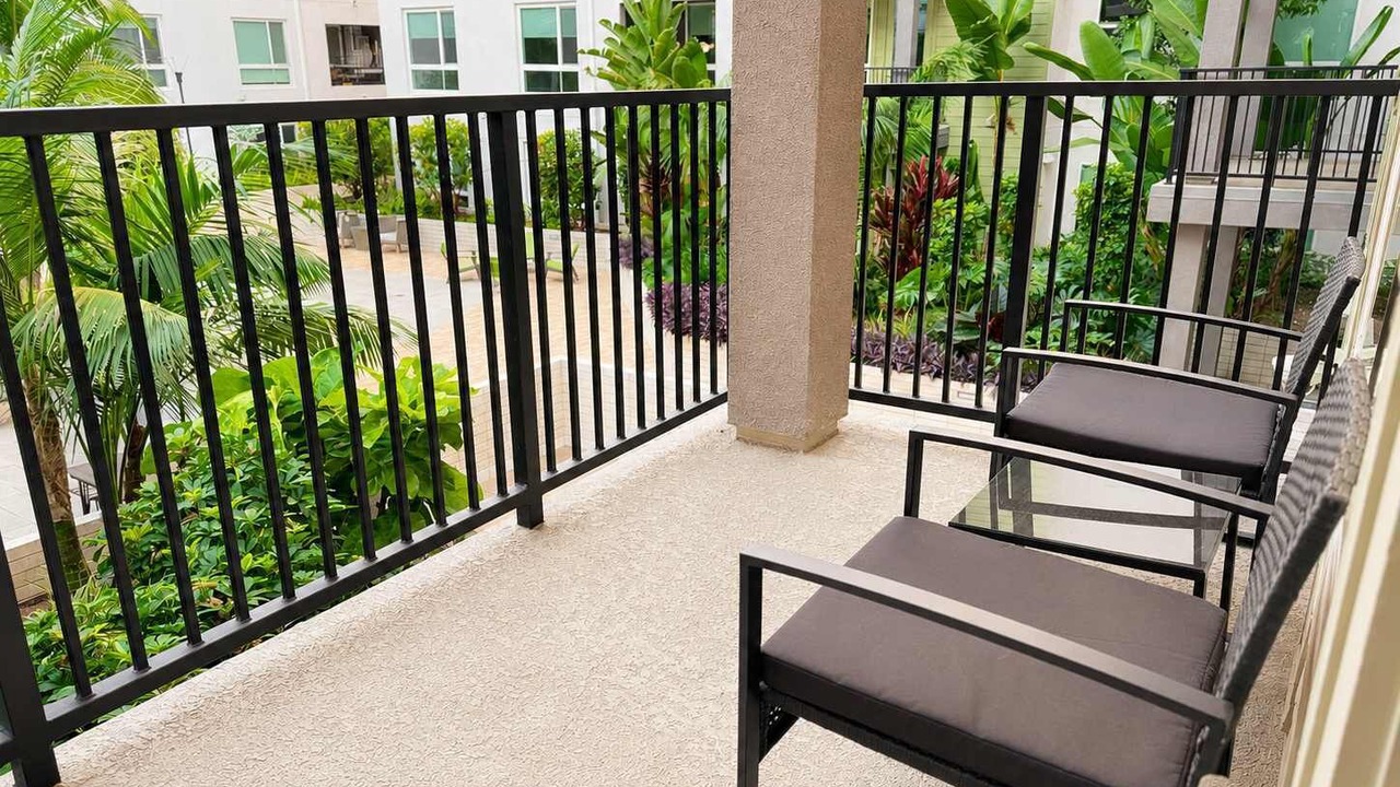 Photo of Patio Balcony in Lyon Street