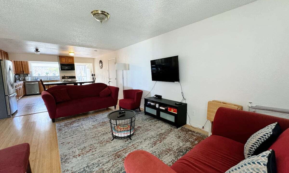 Photo of Livingroom in Sand City