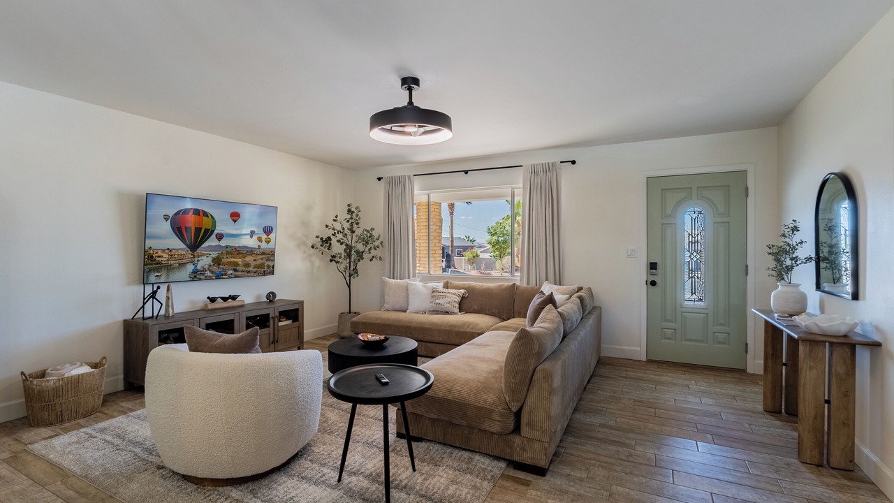 Photo of Livingroom in Lake Havasu City