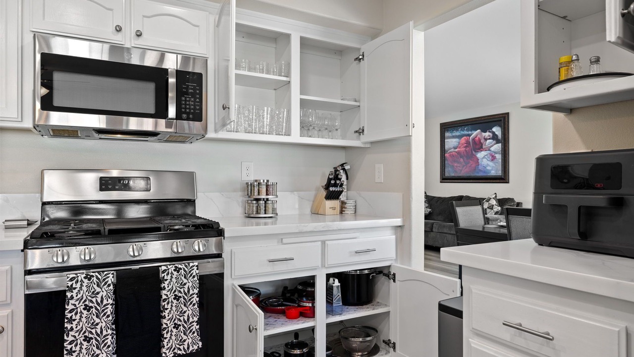 Photo of Kitchen in Pumpkin Center