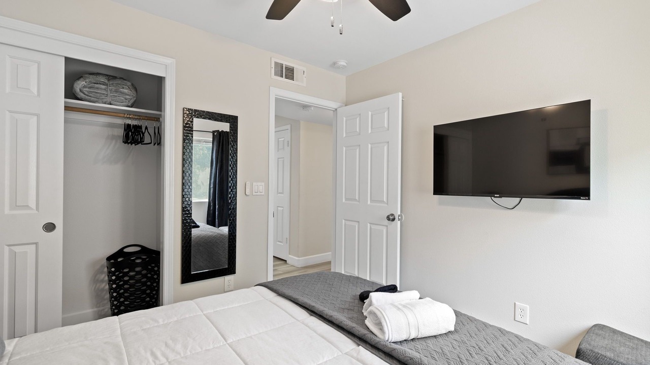 Photo of Bedroom in Pumpkin Center