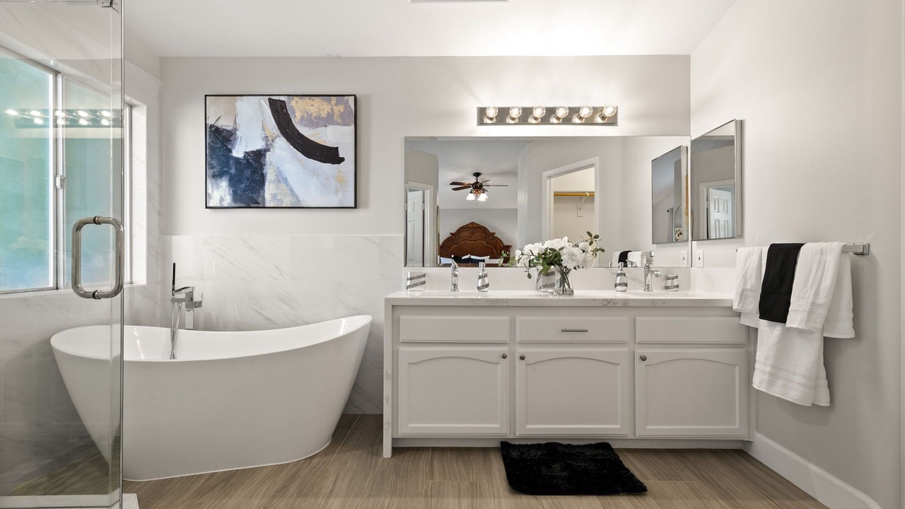 Photo of Bathroom in Pumpkin Center
