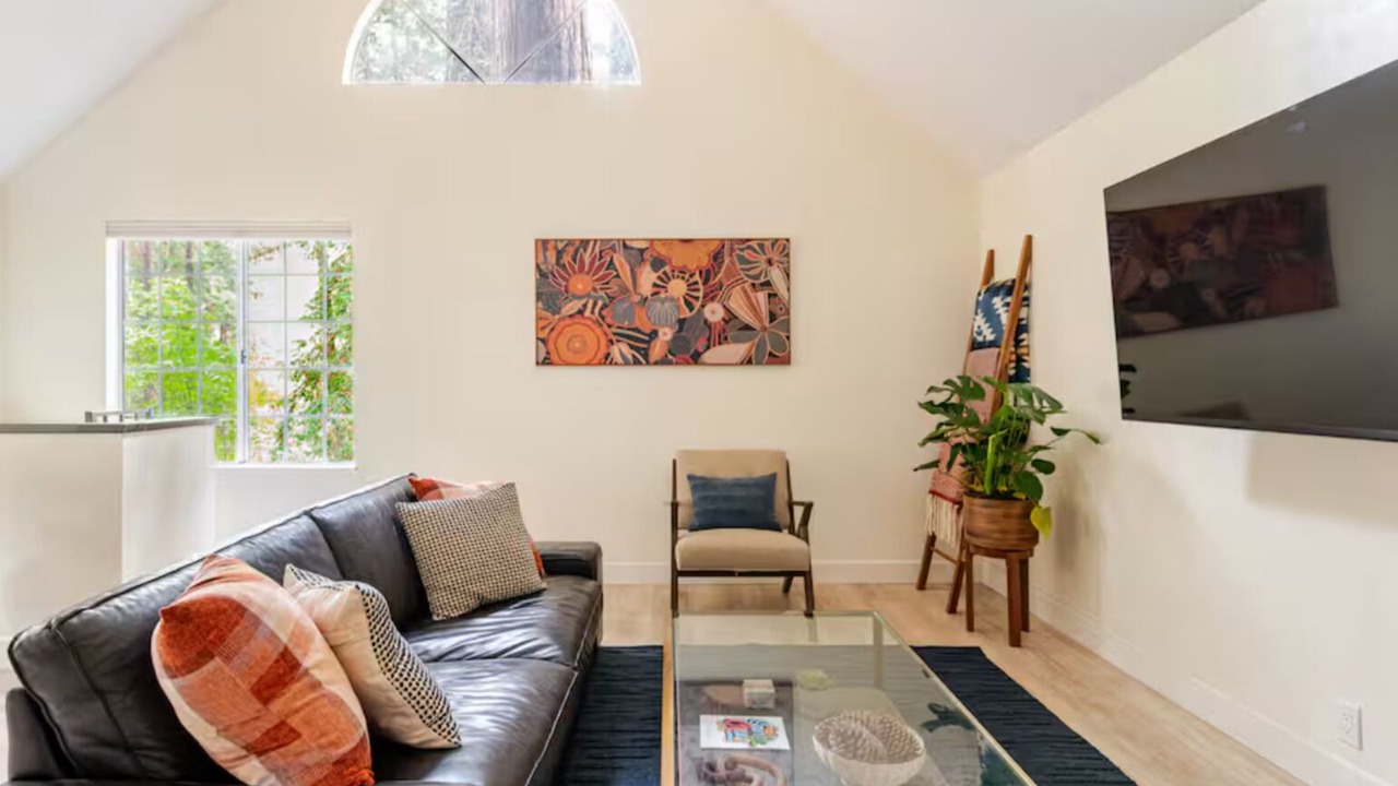 Photo of Livingroom in Boulder Creek