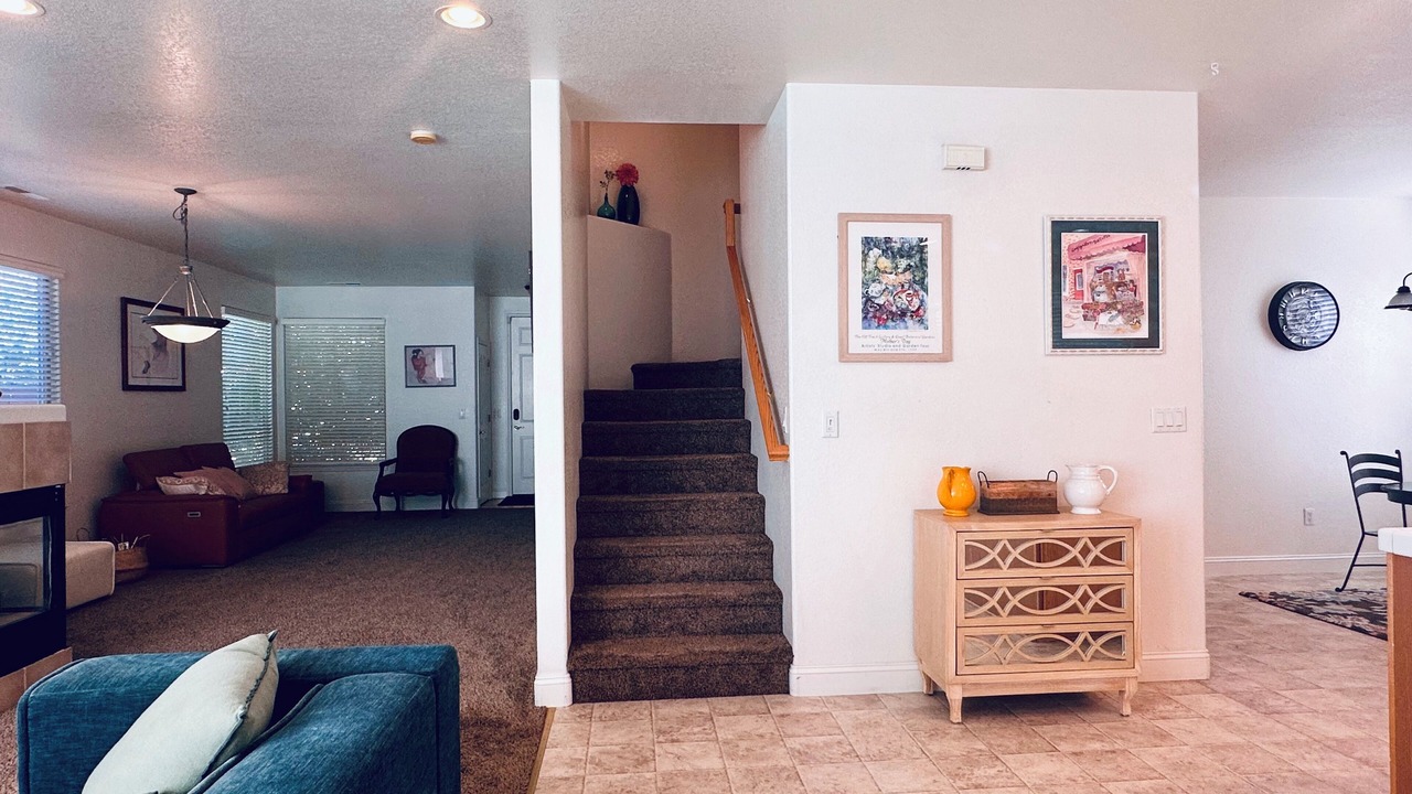 Photo of Livingroom in Carson City