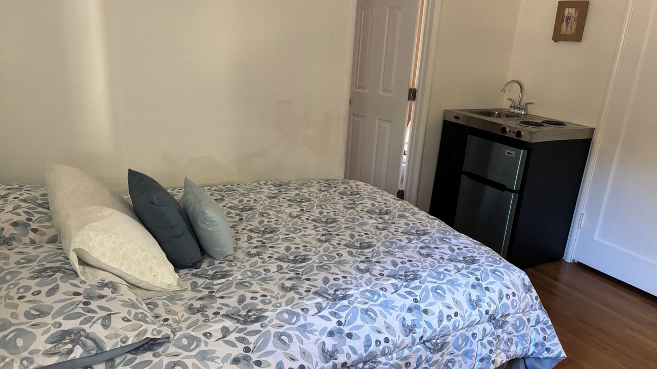 Photo of Bedroom in Castro Valley